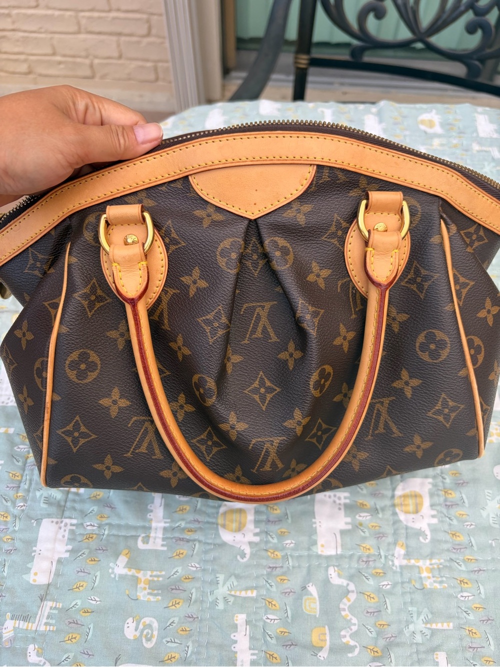 Louis Vuitton Tivoli PM (PRICE FIRM)